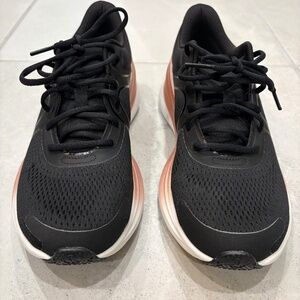Lululemon Blissfeel Run Shoe Women's US Size 8